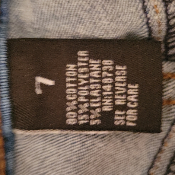 Fashion Nova Booty Lifting Jeans NWOT - Picture 6 of 13